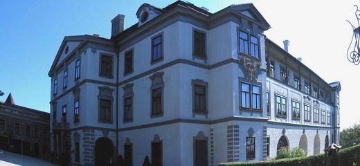 Zámek ve Velkém Meziříčí
